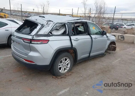 2024 Jeep Grand Cherokee Laredo 4X2 из США, поврежденный, VIN 1C4RJGAG5R8504857